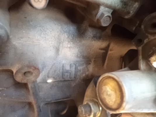 ขายรถอีซูซุNPR 120 แรงม้า สภาพสวยพร้อมใช้งาน