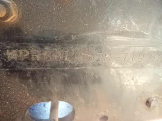 ขายรถอีซูซุNPR 120 แรงม้า สภาพสวยพร้อมใช้งาน