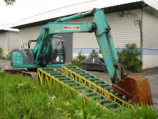 Kobelco SK135SR ปี 2004 สภาพดีมาก นำเข้าจากญี่ปุ่นครับ