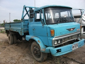 ขาย 6 ล้อดั้มดิน HINO KR 360