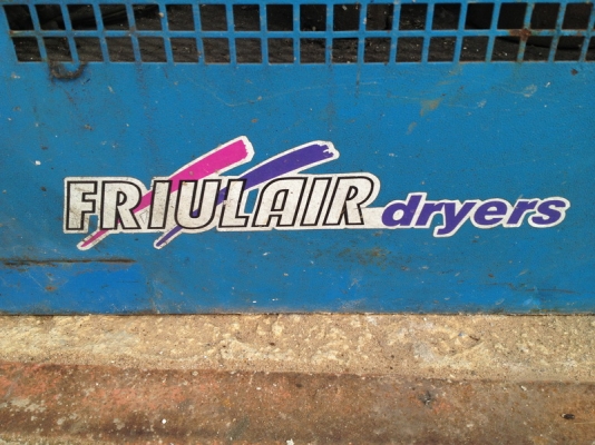 ขาย Air Dryers สภาพพร้อมใช้ สามารถรับได้ 10-15 แรง ราคาถูกครับ.. ขาย Air Dryers สภาพพร้อมใช้ สามารถรับได้ 10-15 แรง ราคาถูกครับ..