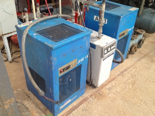 ขาย Air Dryers สภาพพร้อมใช้ สามารถรับได้ 10-15 แรง ราคาถูกครับ.. ขาย Air Dryers สภาพพร้อมใช้ สามารถรับได้ 10-15 แรง ราคาถูกครับ..