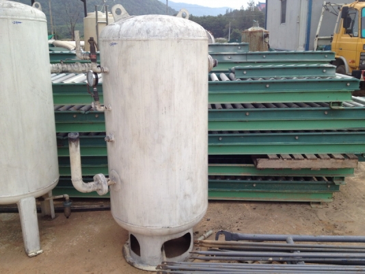 ขายถังเก็บลม ขนาด 500 ลิตร 2 ใบ สภาพพร้อมใช้งาน