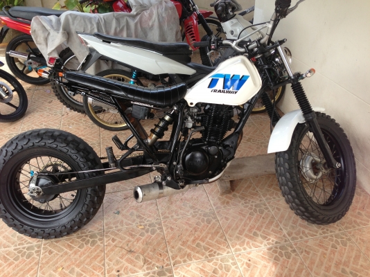 ขายTW200อามยาวระบบไฟติดครบ39,000บาทลดได้นิดหน่อย