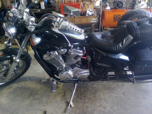 steed 400cc ทะเบียนแท้ พร้อมโอนขนส่งชื่อเจ้าของผู้ขายเอง