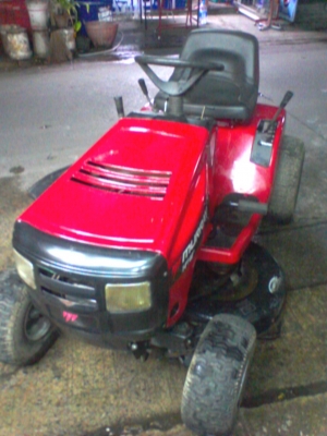 ขาย รถตัดหญ้านั่งขับยี่ห้อ Murray 14 hp สภาพสวยเครื่องดี ประกอบใหม่นำเข้าญี่ปุ่น ราคา 58,000