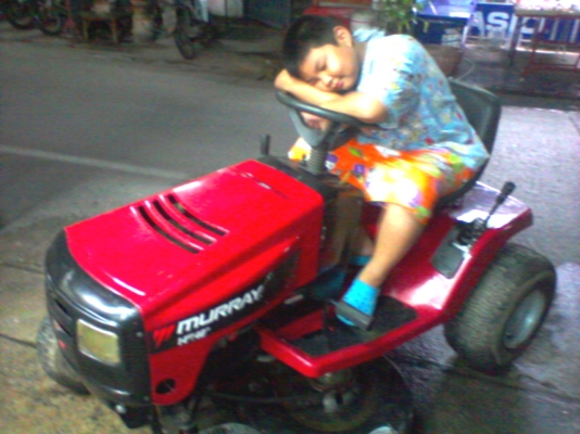 ขาย รถตัดหญ้านั่งขับยี่ห้อ Murray 14 hp สภาพสวยเครื่องดี ประกอบใหม่นำเข้าญี่ปุ่น ราคา 58,000