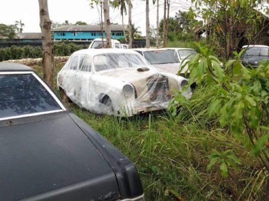 รายละเอียด Body+Engine Benz Ponton 220S 88000 Baht.