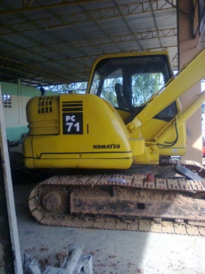ขายรถแบคโฮ KOMATSU pc 71-7 รถสวยสภาพเก่านอก เอกสารอินวอยท์ ขายรถแบคโฮ KOMATSU pc 71-7 รถสวยสภาพเก่านอก เอกสารอินวอยท์