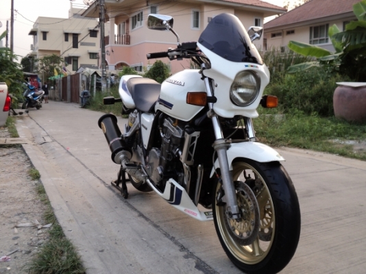ขายCB1000 อินวอยร์แท้ๆ สภาพสวยๆโดนๆ ขายCB1000 อินวอยร์แท้ๆ สภาพสวยๆโดนๆ
