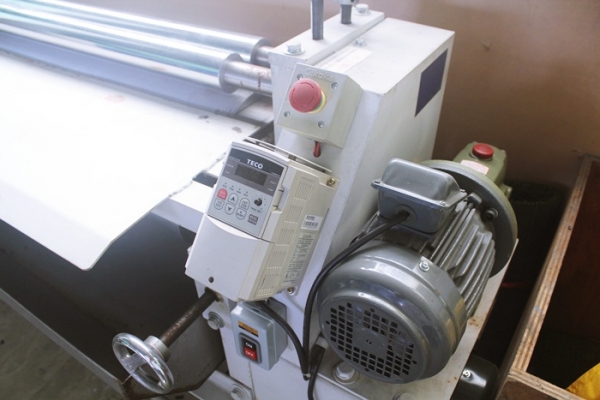 ขายเครื่องทากาวลาเท็กซ์ ใช้ไม่ถึง 10 ครั้ง