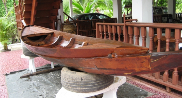 เรือหมูต่อใหม่ ไม้ตะเคียนทอง พร้อมใช้