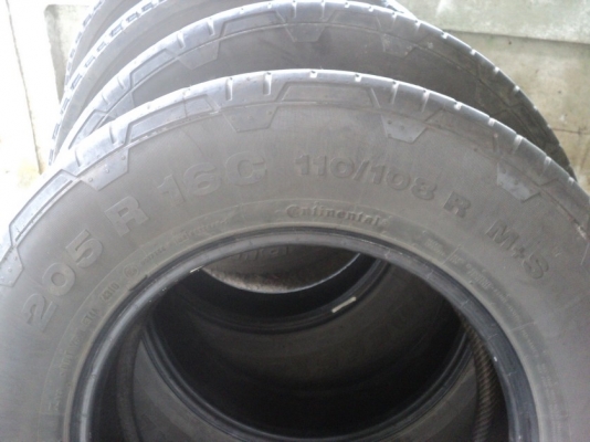 ยางนาวาร่า 205R16C ยางต้นปี11และปลาย10 แค่เส้นละ200 ยางนาวาร่า 205R16C ยางต้นปี11และปลาย10 แค่เส้นละ200