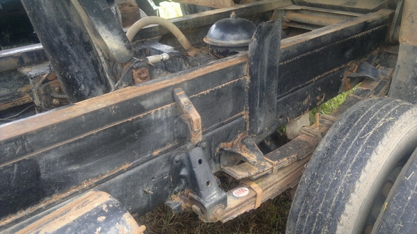 ขาย 6 ล้อดั้ม NPR 135 แรง ช่วงล่าง F