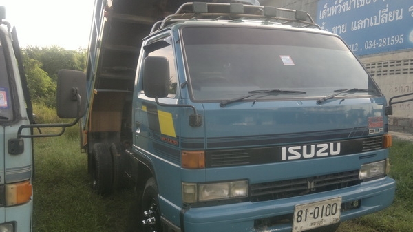 ขาย 6 ล้อดั้ม NPR 135 แรง ช่วงล่าง F