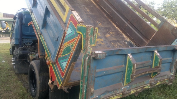 ขาย 6 ล้อดั้ม NPR 135 แรง ช่วงล่าง F