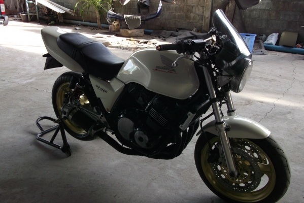ขาย CB400 อินวอยร์แท้ สวยๆ ขาย CB400 อินวอยร์แท้ สวยๆ