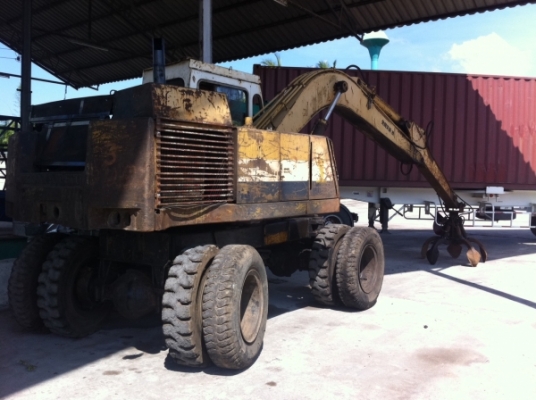 ขาย รถ Komatsu PW100 ขาย รถ Komatsu PW100