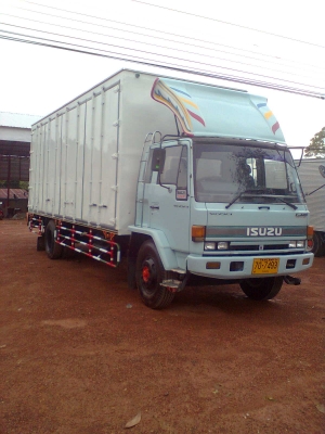 ขาย isuzu ร็อคกี้  195แรงตู้  10 บาน