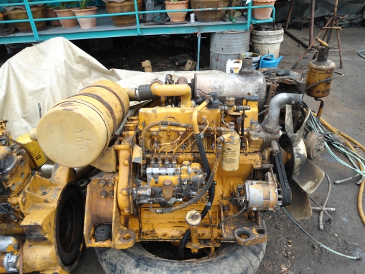 ขายเครื่อง4D105 -3 เครื่องสภาพสวย มีหลายตัวครับ สนใจติดต่อ บอย 085-156-2314