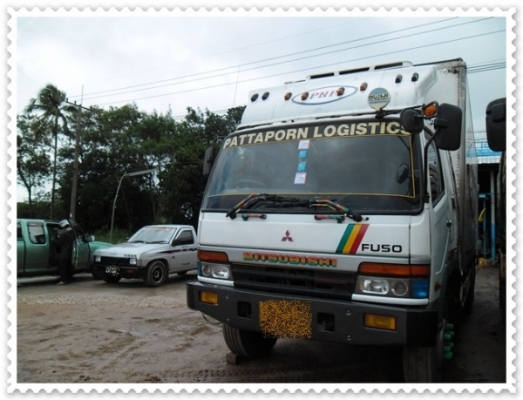 สิบล้อ เพลาเดียว ห้องเย็น เครื่อง 260 แรง น่าใช้