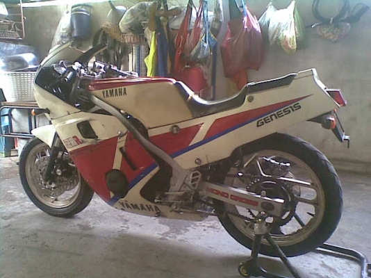 ขายแล้วนะครับขอบคุณลูกค้าทุกคนที่สนใจFZ400Rราคาถูกๆ25900