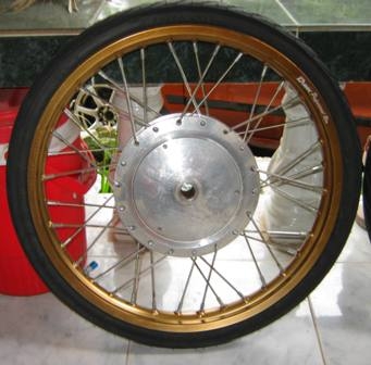 ขายล้อแต่ง ฟีโน่ พร้้อมใส่ 2,200