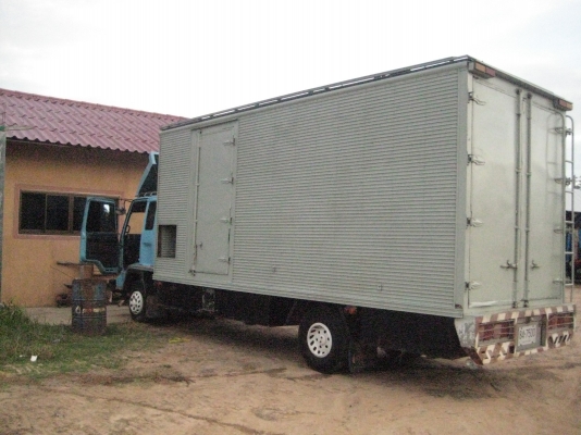 ขายรถบรรทุก6ล้อมือสองราคากันเอง