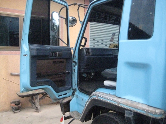 ขายรถบรรทุก6ล้อมือสองราคากันเอง