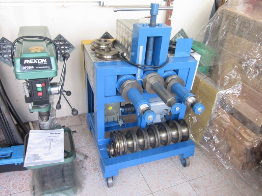 ขายเครื่องดัดเหล็ก สภาพใหม่ ใช้ได้4เดือน มอเตอร์มิตซู 3 แรง ลงซ้ำอีกที