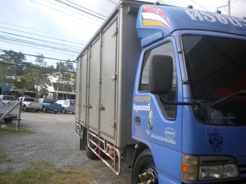 ขาย isuzu NPR 130 พร้อมตู้เลส 10บาน ปี48 ขาย isuzu NPR 130 พร้อมตู้เลส 10บาน ปี48