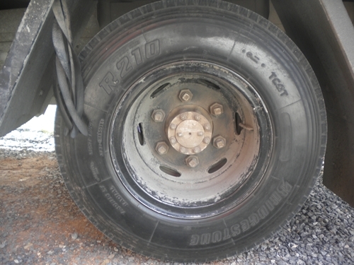 ขาย isuzu NPR 130 พร้อมตู้เลส 10บาน ปี48 ขาย isuzu NPR 130 พร้อมตู้เลส 10บาน ปี48