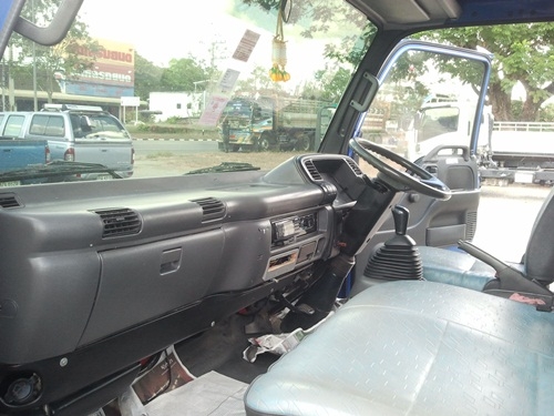 ขาย isuzu NPR 130 พร้อมตู้เลส 10บาน ปี48 ขาย isuzu NPR 130 พร้อมตู้เลส 10บาน ปี48