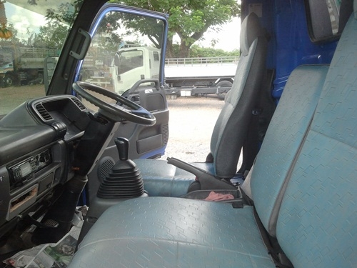 ขาย isuzu NPR 130 พร้อมตู้เลส 10บาน ปี48 ขาย isuzu NPR 130 พร้อมตู้เลส 10บาน ปี48