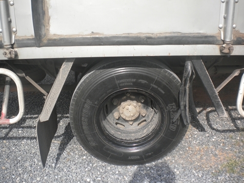 ขาย isuzu NPR 130 พร้อมตู้เลส 10บาน ปี48 ขาย isuzu NPR 130 พร้อมตู้เลส 10บาน ปี48