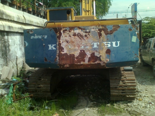 ขายด่วน โคมัสซุ PC200รุ่น 3 ขายด่วน โคมัสซุ PC200รุ่น 3