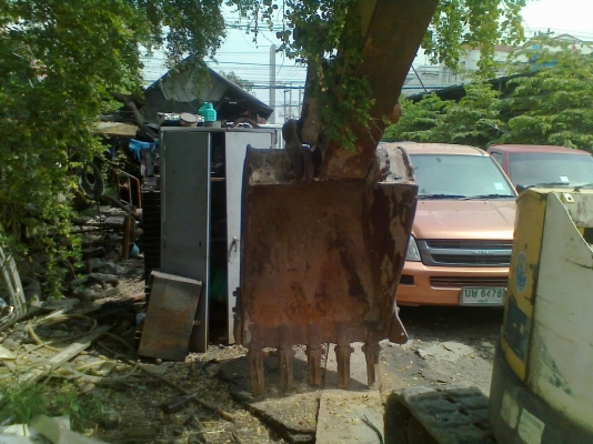 ขายด่วน โคมัสซุ PC200รุ่น 3 ขายด่วน โคมัสซุ PC200รุ่น 3