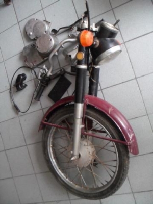 ขาย HONDA S90 SPORT ครับ ทะเบียนพร้อมโอน ขาดต่อปี49 ขาย 15500 บาท