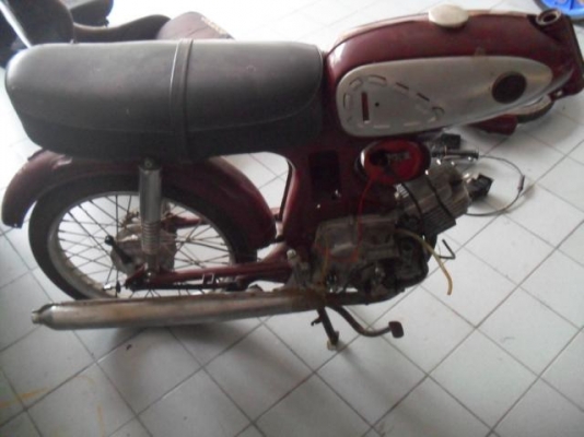 ขาย HONDA S90 SPORT ครับ ทะเบียนพร้อมโอน ขาดต่อปี49 ขาย 15500 บาท