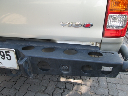 ขาย snockle safare และกันชนหลัง  ติดกับ vigo สีบร์อนเงิน