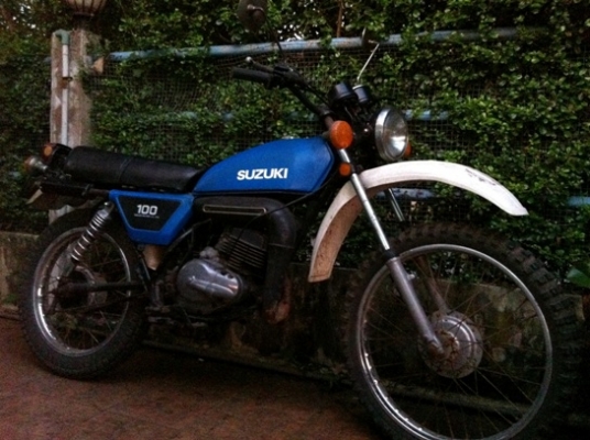 ย Suzuki TS100N ทะเบียนพร้อมโอน รถสวยครับ สีเดิม เดิมๆจ้า