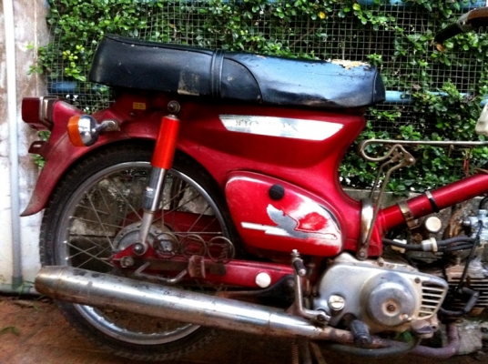 ขาย honda C70ka ทะเบียนพร้อมเอกสารชุดโอน สีเดิมครบ สภาพสวยครับ สระบุรีจ้า