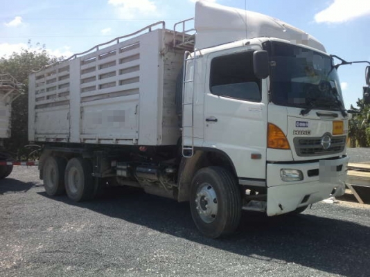 รถฮีโน่ 10 ล้อดั๊ม FM1A  344 แรงม้า ปี 52 รถวิ่ง 100000 กว่าโล ( ขายแม่ลูก )