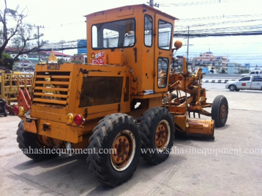 รถเกรด HA46F บจก.สหสินอีควิปเม้นท์ โทร.081-5851880, 02-5168100-1 www.sahasinequipment.com