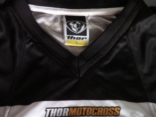 ชุดแข่งวิบากthor สภาพเหมือนใหม่จากUSA