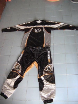 ชุดแข่งวิบากthor สภาพเหมือนใหม่จากUSA