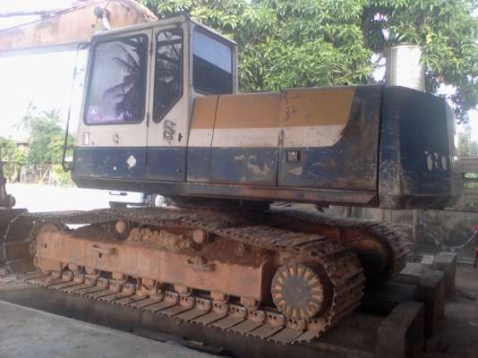 ขายแม็คโคร โคมัตสุ pc 200 รุ่น 5 ซีเรียล 62500