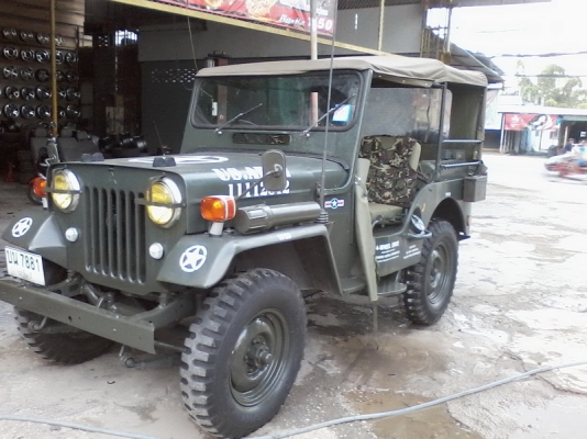 JEEP 4x4 ของแต่งครบ พร้อมทะเบียน ปี56