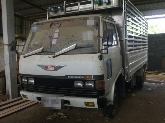 รถฮีโน่ 6 ล้อ รั่ว KM777   177 แรงม้า