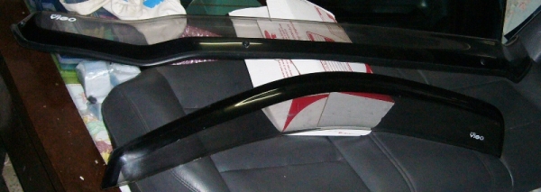 กันสาด toyota vigo